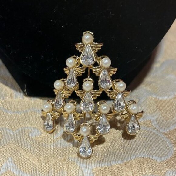 HOLIDAY🎄🎄NINA RICCI for AVON “Tree of Angels” Gold Christmas BROOCH - Picture 3 of 9